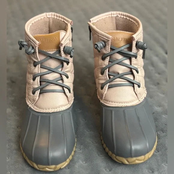 Nautica Shoes Nautica Womens Dorsay Waterproof Saltwater Duck